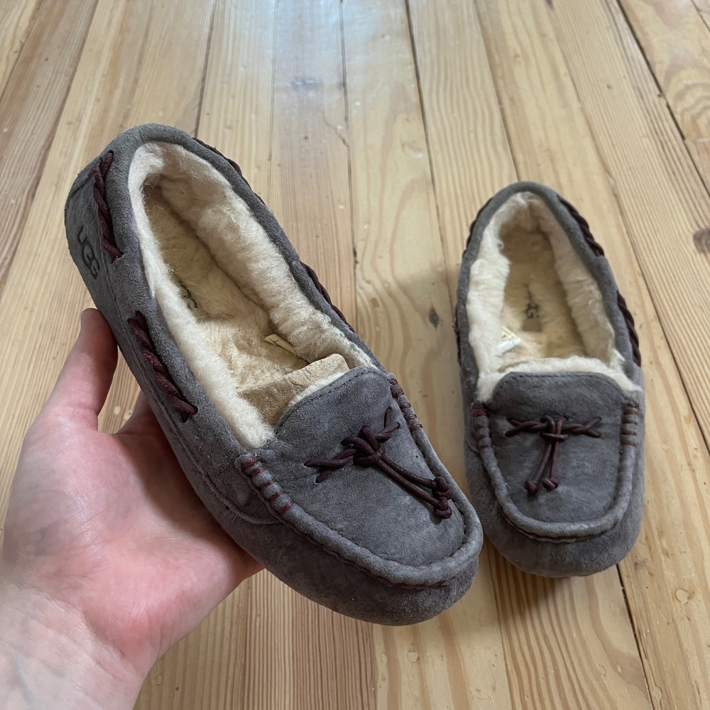 UGG Dakota Pewter Suede Moccasin Slippers Grey Wool Lined braided ribbon Women 5
